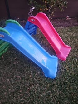 2 Slides Little Tikes  120 