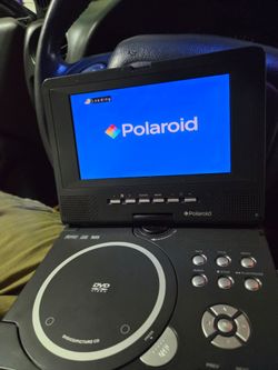 Polaroid portable DVD player