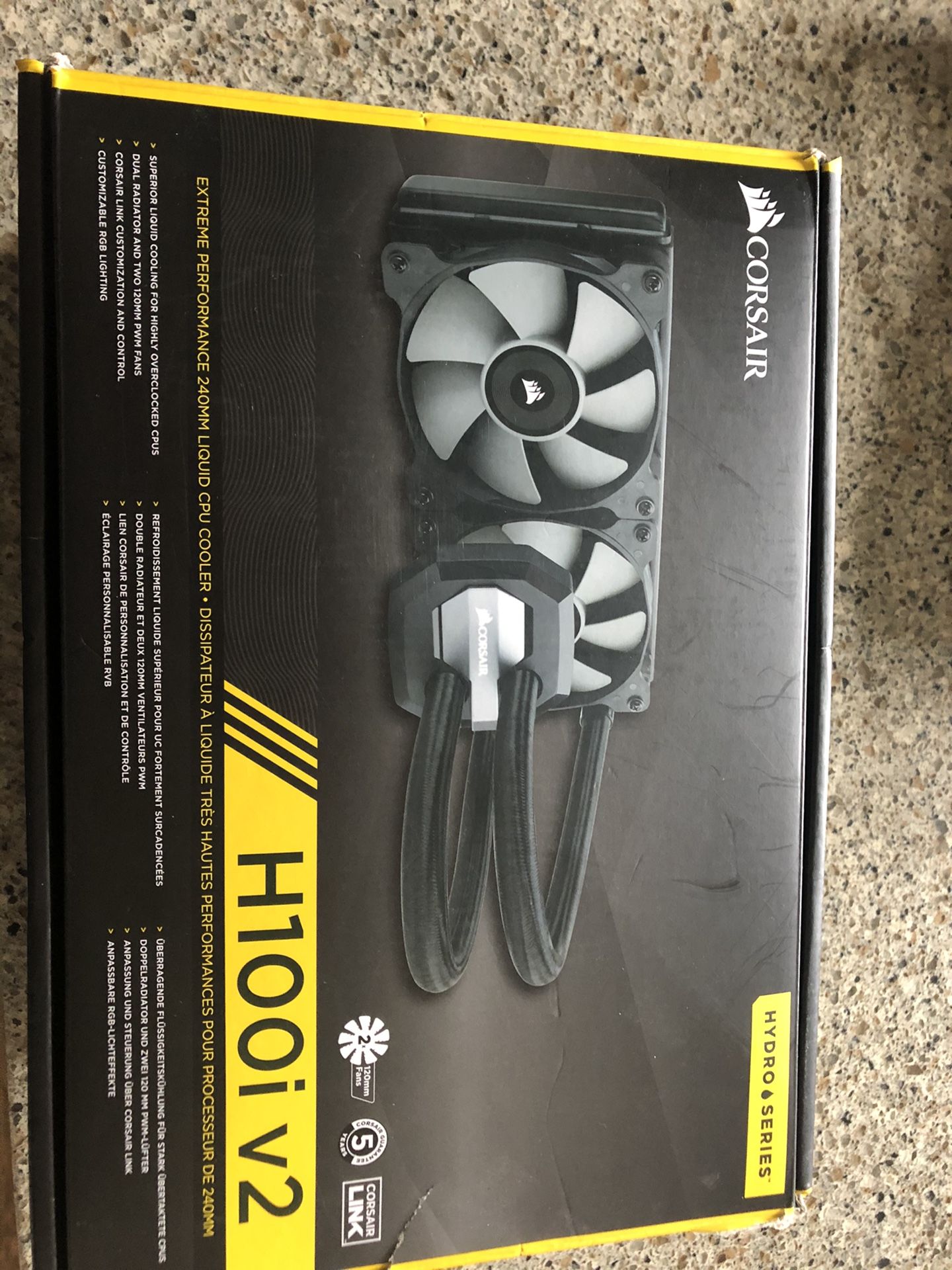 Corsair H100i V2 Water cooler with Am4 and intel mounting bracket for