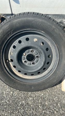 215/60R16 Tire on Steel Wheel