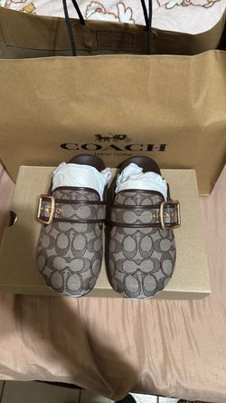 Coach slides