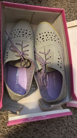 Gray Cambridge Shoes