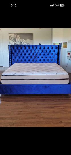 Free delivery $425 King size bed