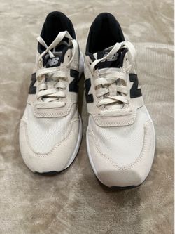 New balance women’s sneakers