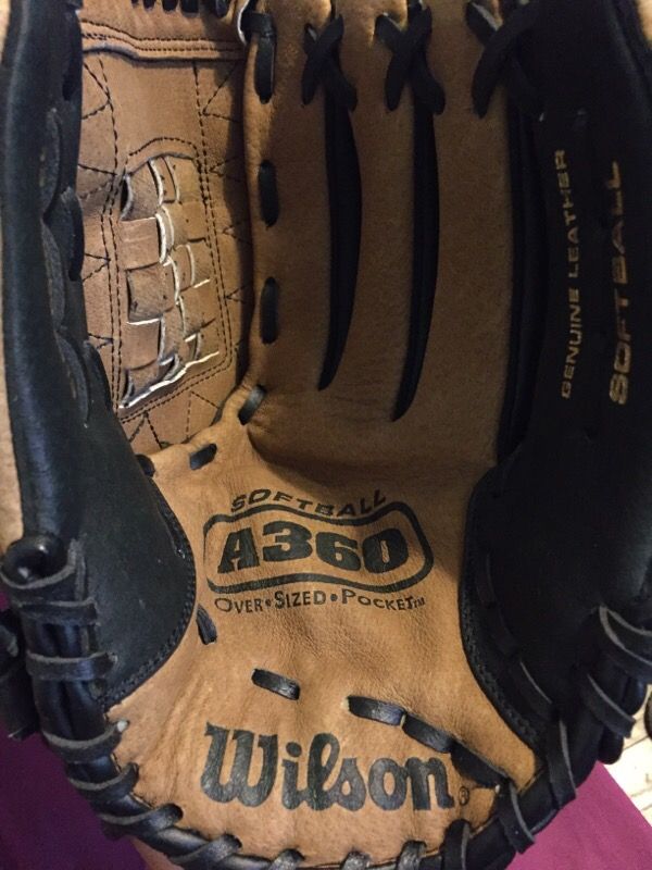 Wilson a360 softball glove 13" rht