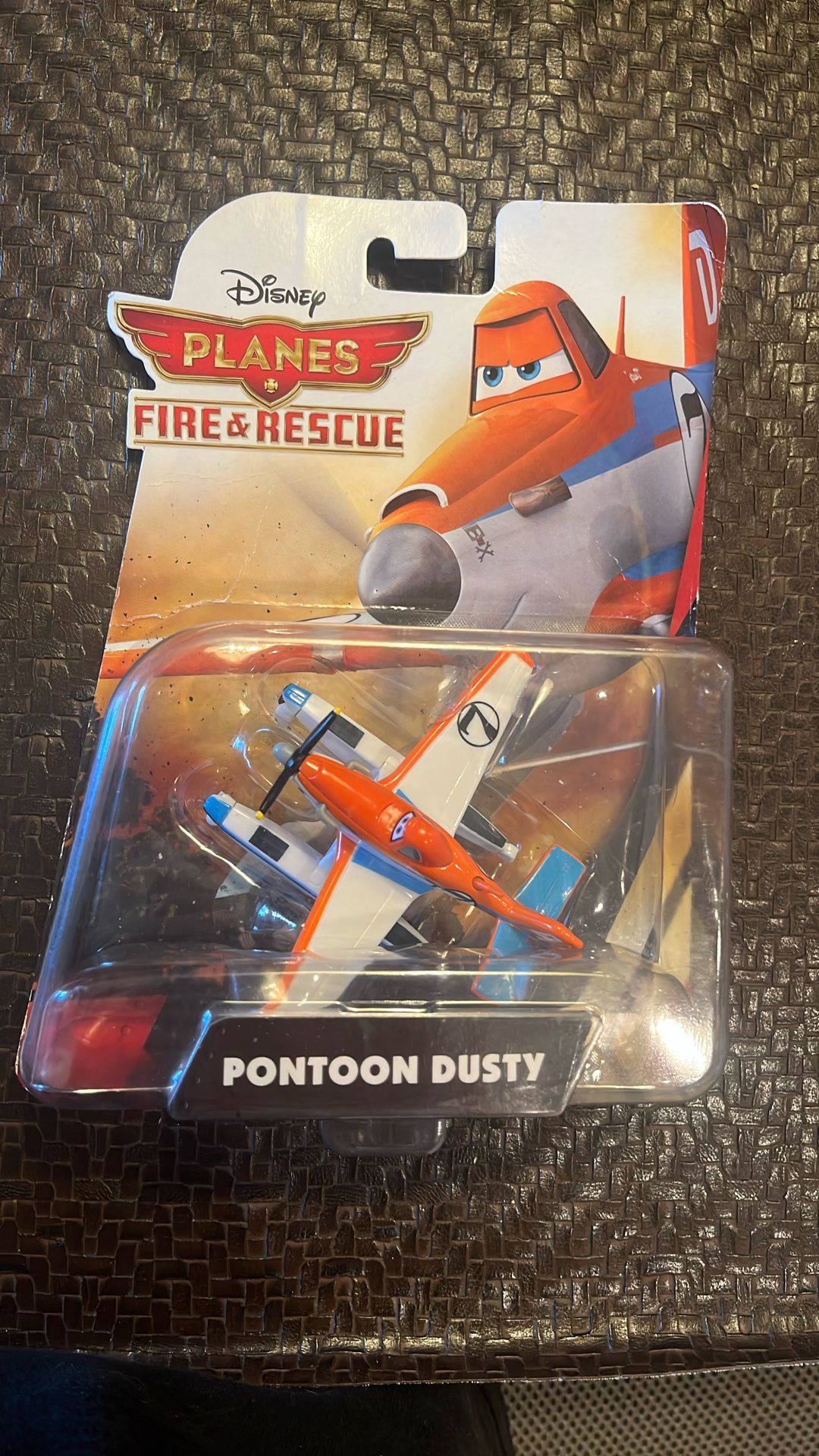 Disney Pixar Planes Cars Fire & Rescue Pontoon Dusty