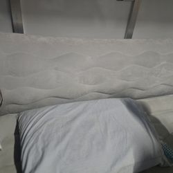 Bestway 18in Queen Air Mattress