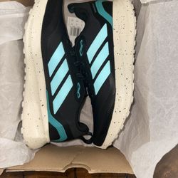 Adidas Running Shoes Brand New 
