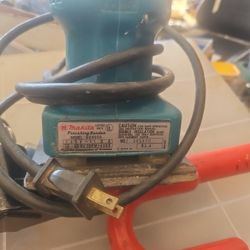 Sander Palm Makita. Nice Condition E Mesa 