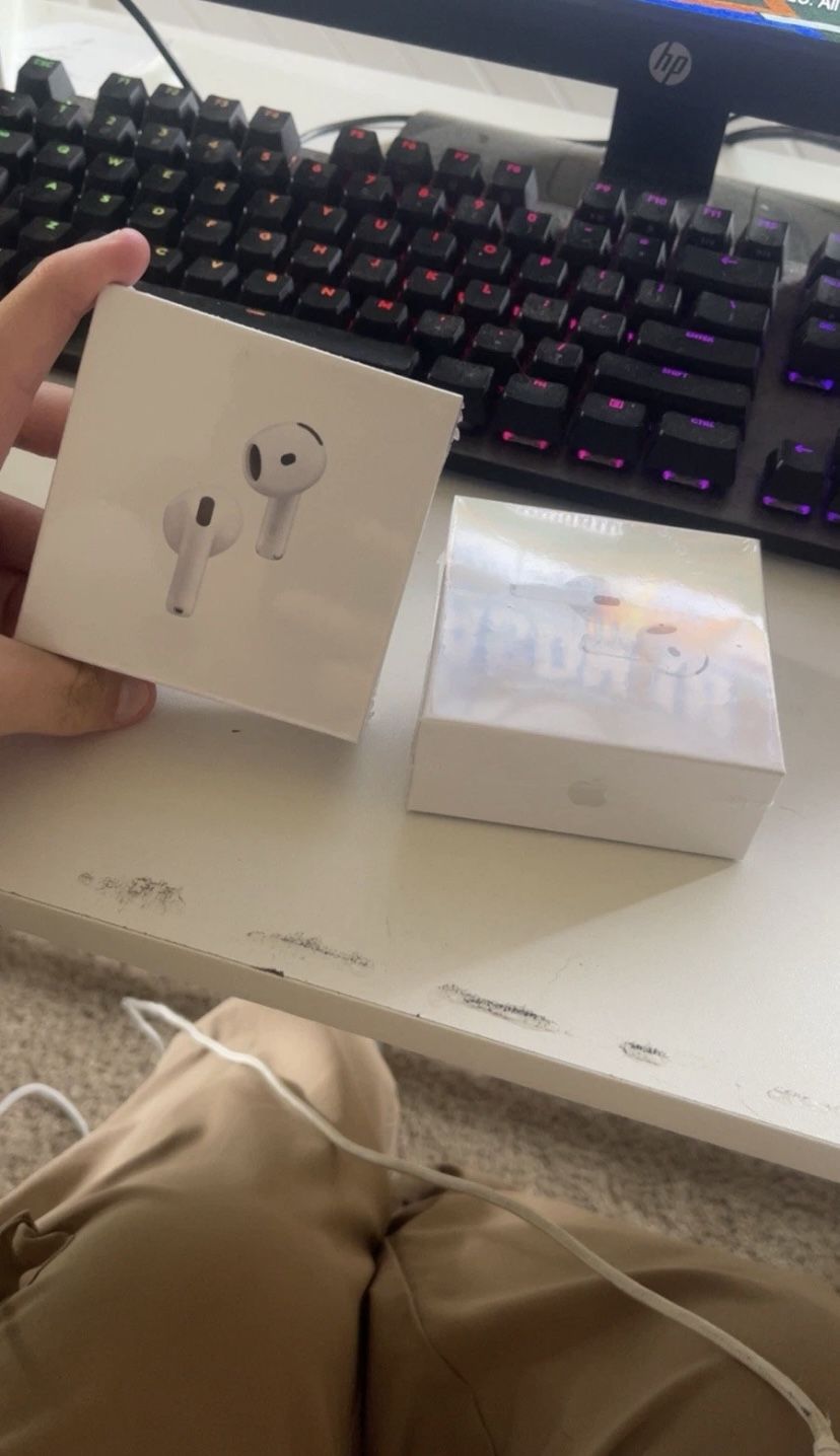 AirPods (4th Generation) with Active Noise Cancellation Original Apple Brand