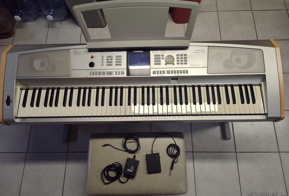 Portable Grand DGX-505