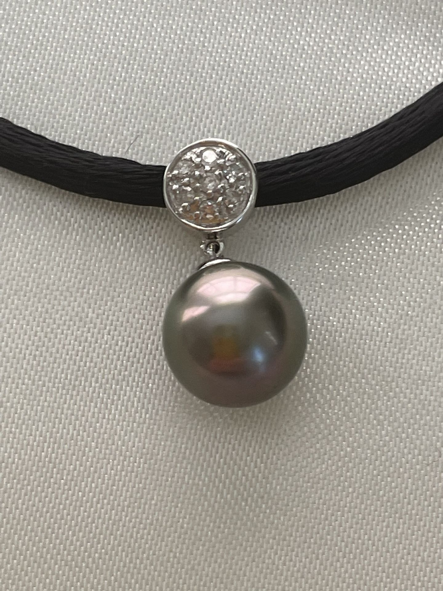 Tahitian Pearl NEW