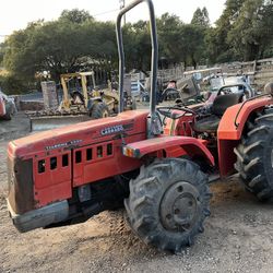 Antonio Carraro 55HP Tractor Narrow 4x4