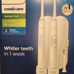 Brand New Philips Sonicare Optimal Clean Two Charges And A Case 
