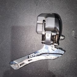 Shimano Fd-6770 DI2 FRONT DERAILLEUR.