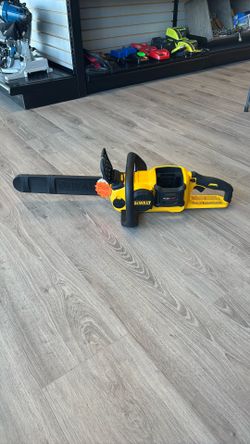 Dewalt Chainsaw DCCS670