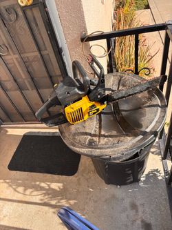 McCulloch 14 “ chain saw both 200