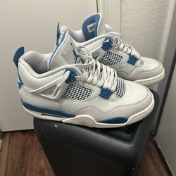Jordan 4 Military Blue 