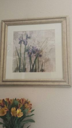 Beautiful Purple Bouquet Frame