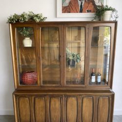 Mid Century Broyhill Emphasis 2 Piece Hutch and China Cabinet