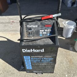 Die Hard Battery Charger/ Starter