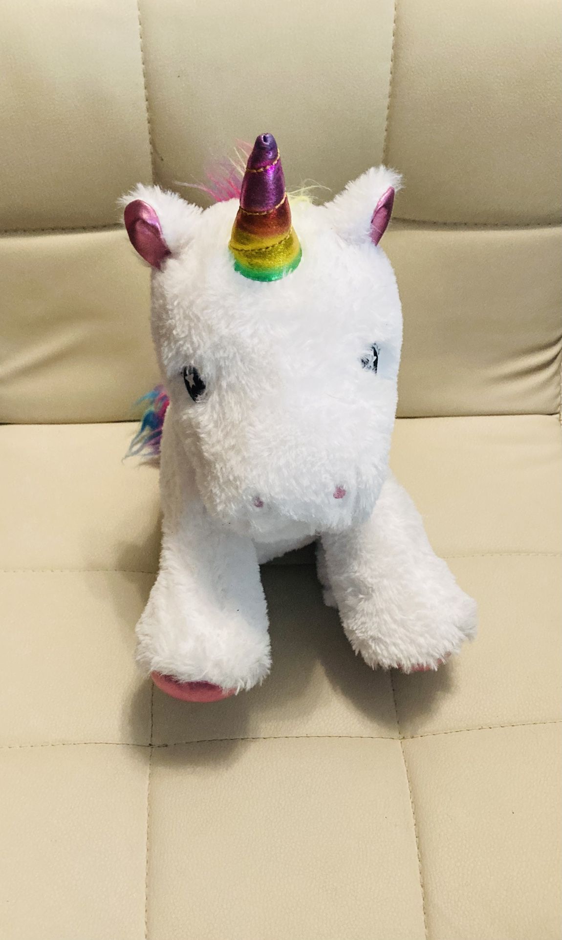 The Petting Zoo, Lash'z Unicorn Stuffed Animal, 10 inch
