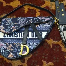Title:
Christian Dior Saddle Bag – Floral Design