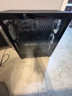 Gaming pc perfect for everything
