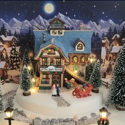 Awesome NEW Heartland Deluxe Porcelain Lighted House Apple Farm 9"X 8" inches NEW with Box Nice!