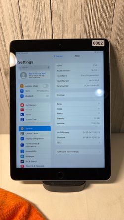 Apple iPad 5th Generation (2017) – 32GB Wi-Fi – Great Condition