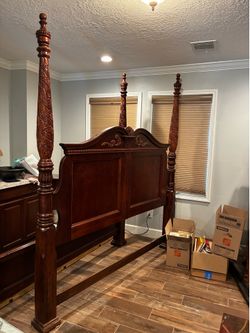 Bedroom set