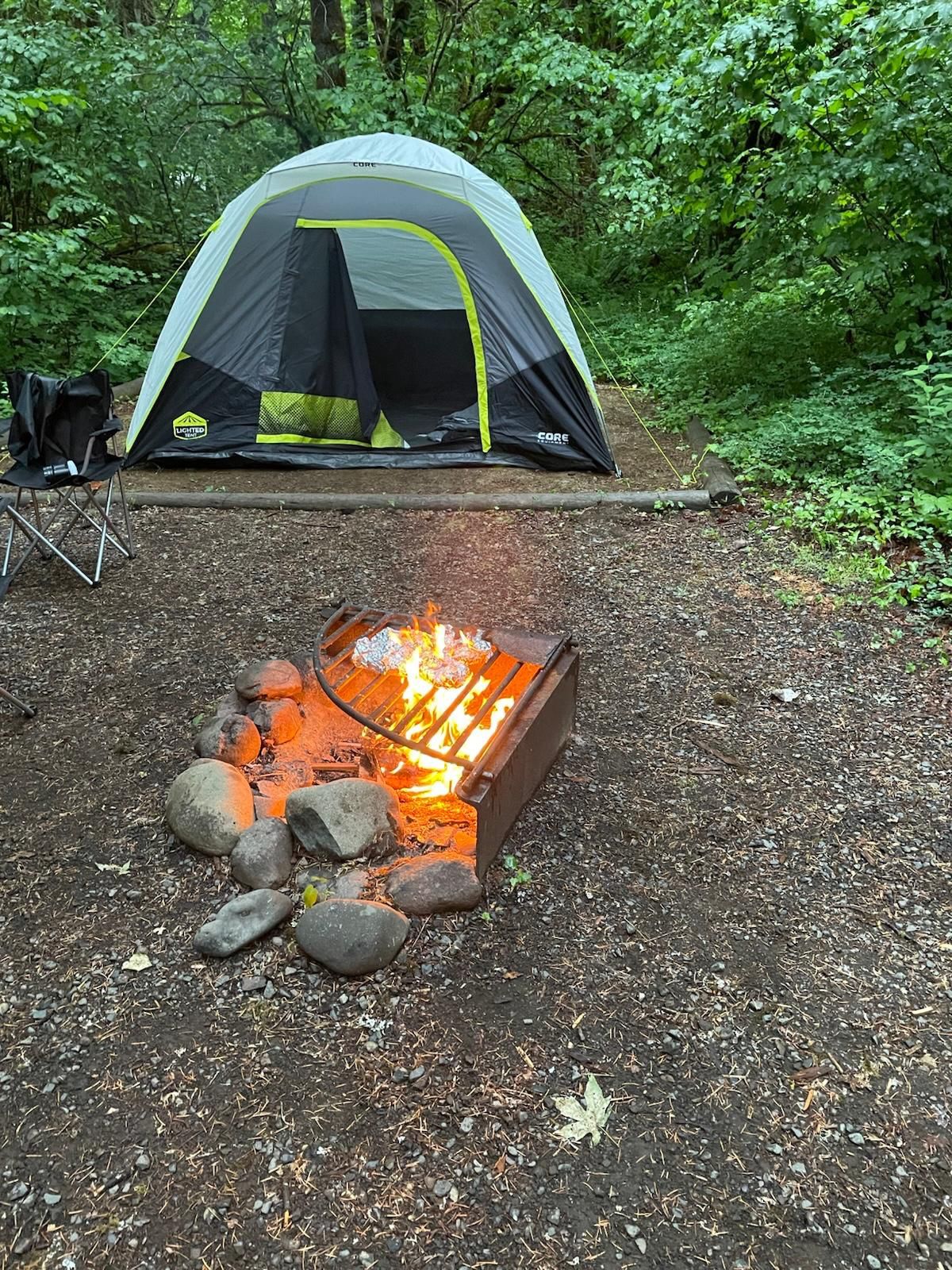 CORE 6-person Lighted Dome Tent