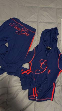 Iam Gia sets New