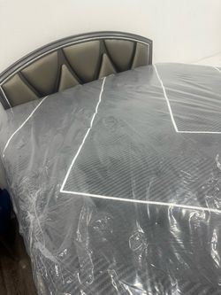 Queen mattress