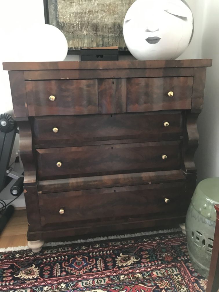 Antique mahogany veneer dresser cabinet
