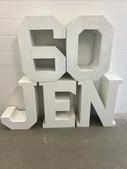 LARGE WOODEN DECORATION LETTERS