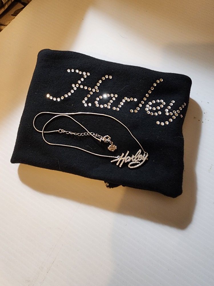 Jewelry Harley Davidson Necklace With Crystals. $30