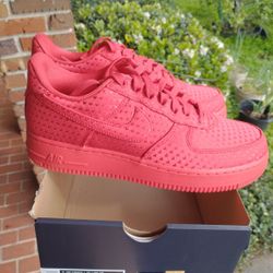 New Women's Nike Air Force 1 Low SE Wmn Size 10