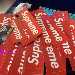 Supreme Stikers