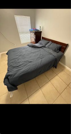 Queen mattress and bed frame