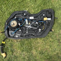 2013-2016 OEM HYUNDAI ELANTRA PASSENGER  WINDOW REGULATOR WITH MOTOR