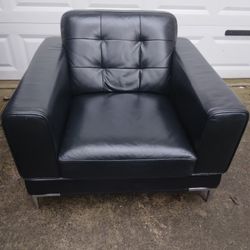 Contemporary Black Kubik 36" Wide Leather Armchair 