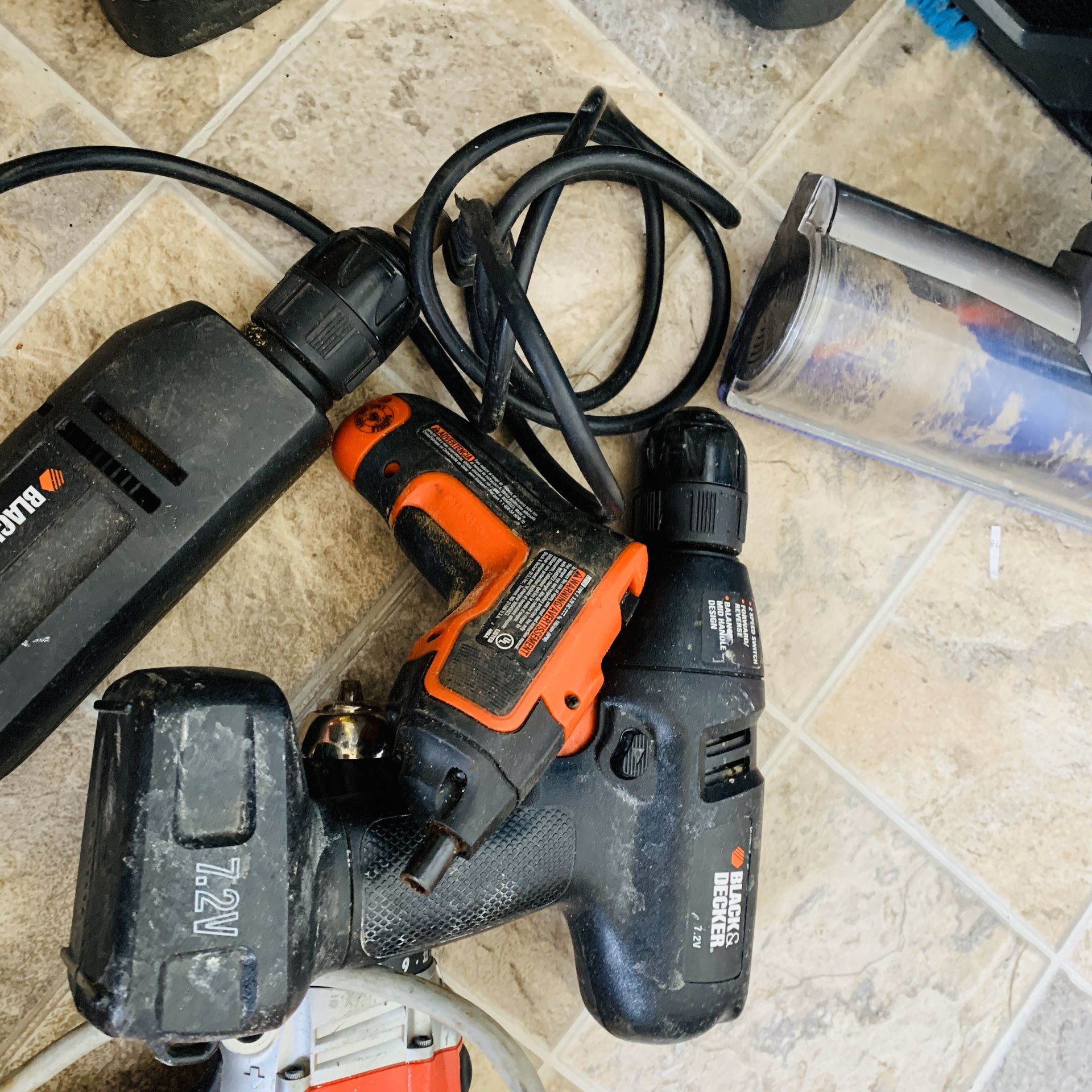 Bunch of drills no chargers