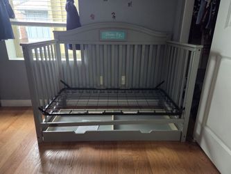 Crib/ toddler bed