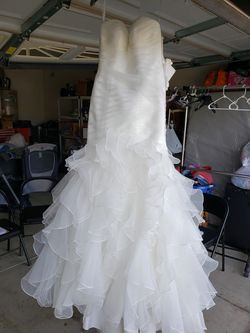 Never worn wedding dress