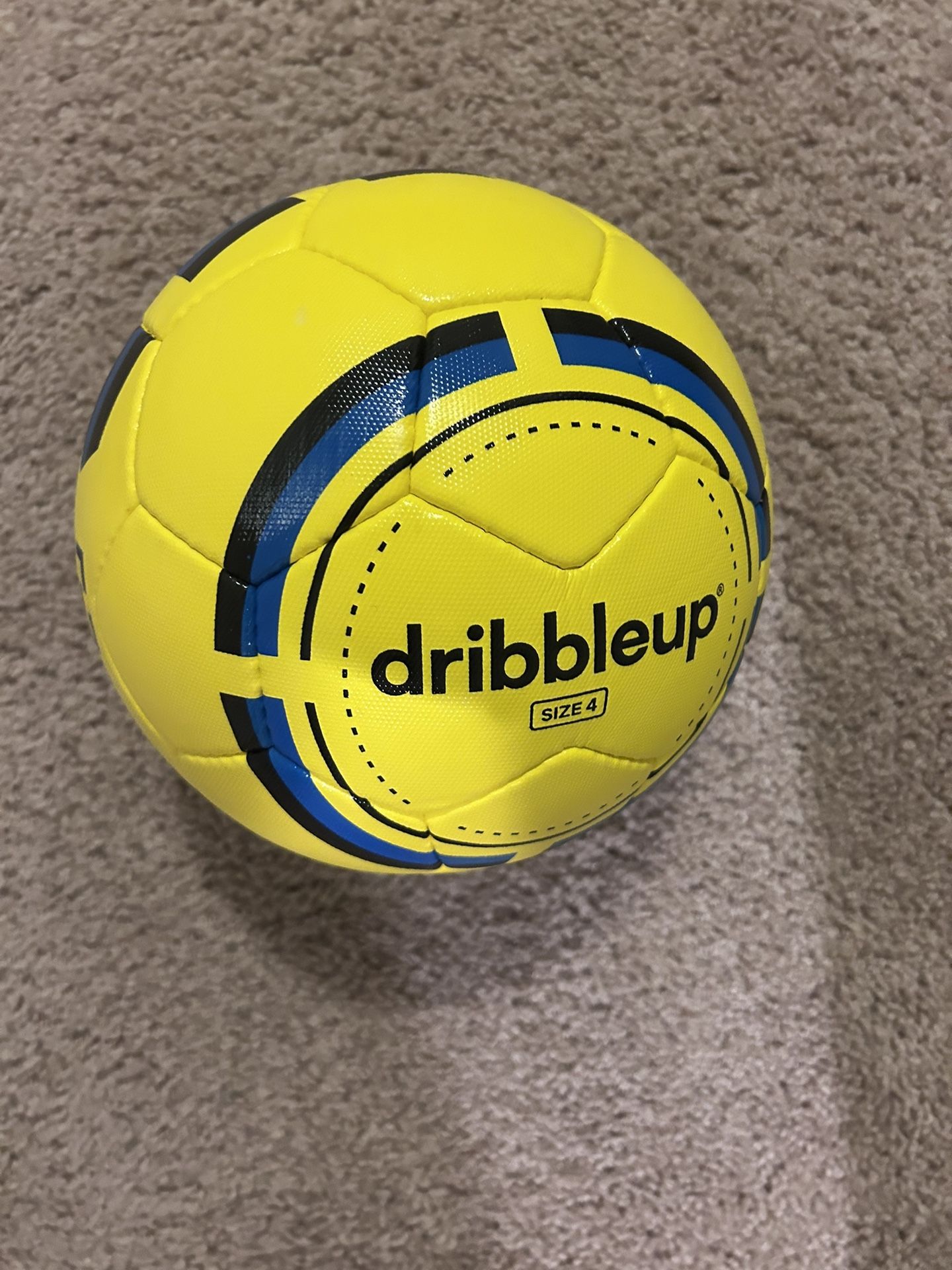 DribbleUp Smart Soccer Ball – Size 4 – Barely Used