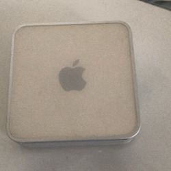 Apple Mac Mini A1176 Desktop Intel Core 2 Duo  No power adapter 