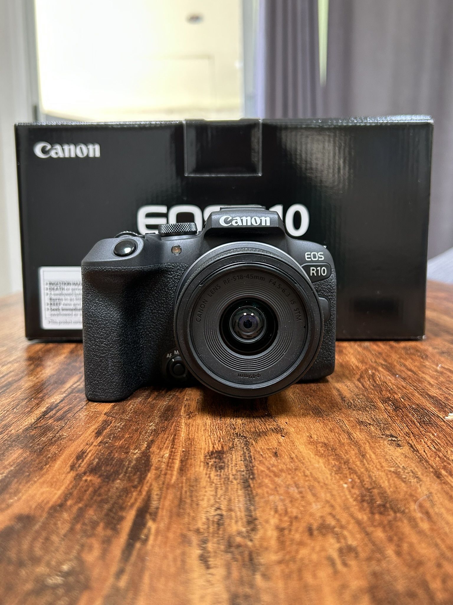 Canon EOS R10 Mirrorless Camera