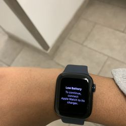 Apple Watch Series 9 N AirPod Pros 