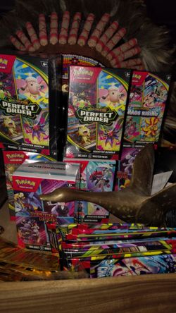 Pokémon TCG Booster Bundle Lot